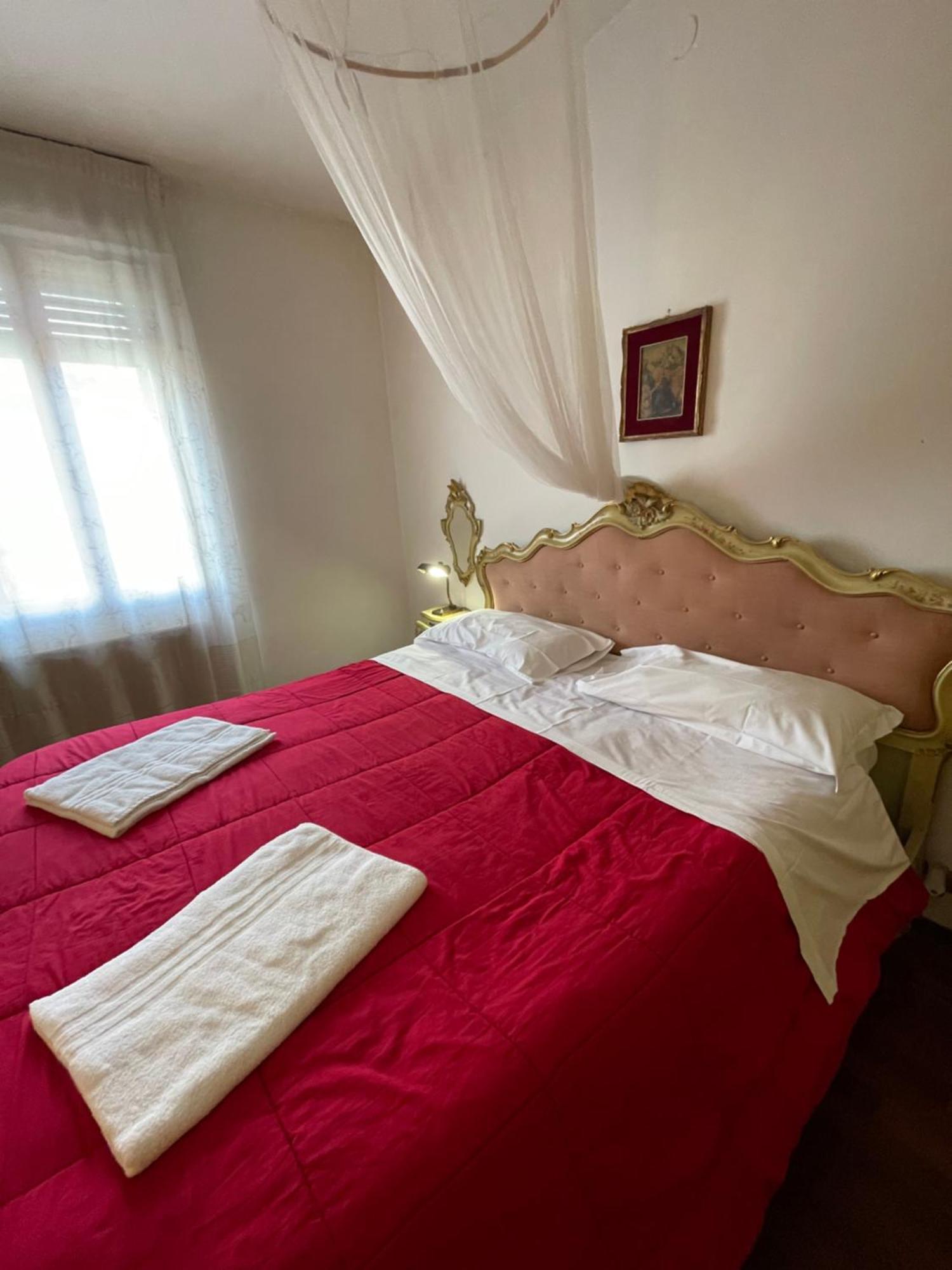 Royal Guest House Venice Exterior photo